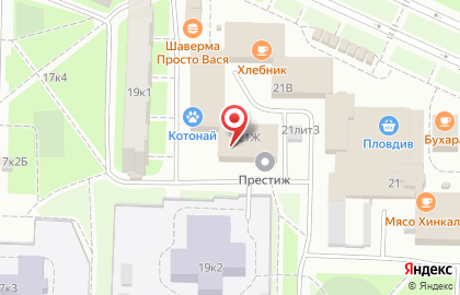 Белуга на улице Маршала Захарова на карте