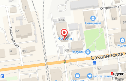 Торговый центр Фаворит на Сахалинской улице на карте