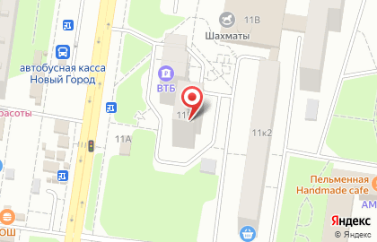 Кварт Хаус на Революционной улице на карте