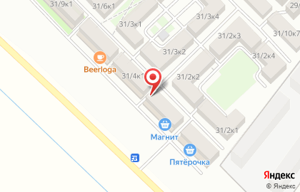 Фирменный магазин пива Хадыжи Плюс на Бжегокайской улице на карте