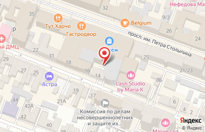 Магазин женской одежды Life на карте