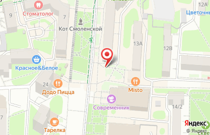 Киоск по продаже хлеба на улице Октябрьской Революции на карте