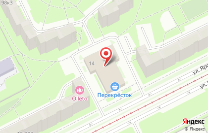 Супермаркет Перекрёсток на улице Ярослава Гашека на карте