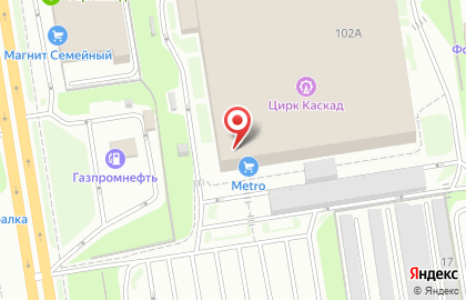Центр мелкооптовой торговли Metro Cash and Carry на проспекте Космонавтов на карте