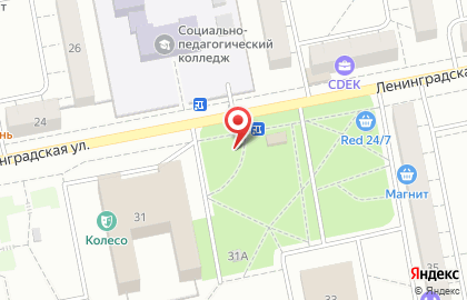 Комильфо на улице Ленинградской на карте