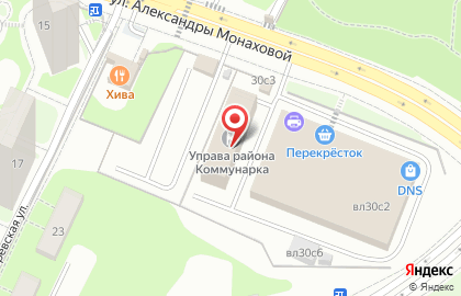 Перекресток на улице Александры Монаховой на карте