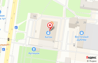 Хитон на Революционной улице на карте