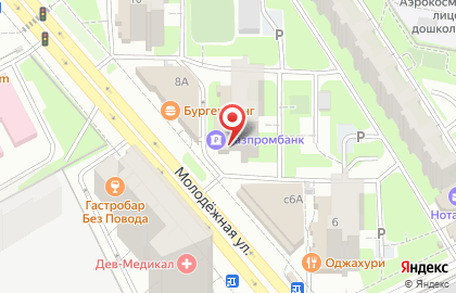 Банкомат Газпромбанк на Молодёжной улице в Химках на карте