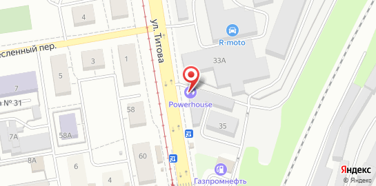Фитнес-центр Powerhouse Gym на улице Титова на карте