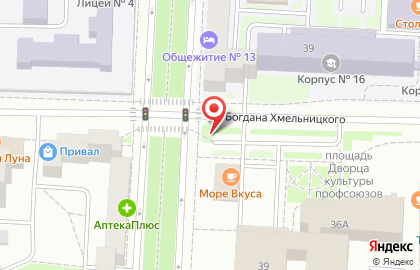 Новомед на улице Б.Хмельницкого на карте