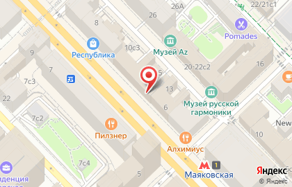 Магазин посуды и товаров для дома Kuchenland на метро Маяковская на карте