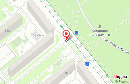 Киоск по продаже фруктов и овощей, район Строгино на улице Исаковского на карте