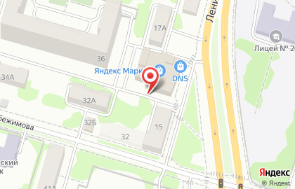 Магазин тканей и фурнитуры на Ленинградской улице на карте