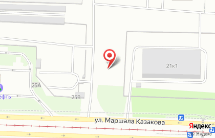 Автостоянка на ул. Маршала Казакова, 23 к1 на карте