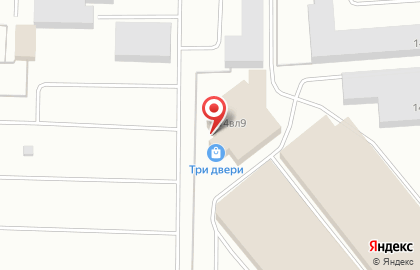 Оптовая база Три Двери в Универсальном проезде на карте