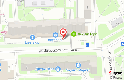 Семейный универмаг на улице Ижорского Батальона на карте