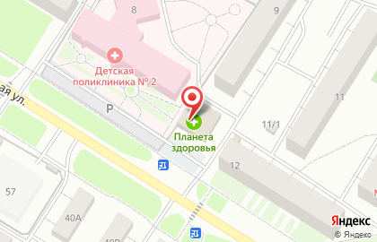 Аптека Планета здоровья в Нефтеюганске, в 8-м микрорайоне на карте