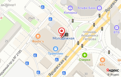 Магазин-склад цифровой и бытовой техники DNS Technopoint на Ярцевской улице на карте