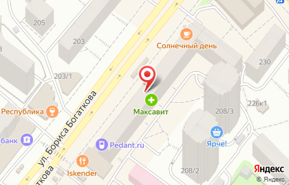 Магазин игрушек и канцелярских товаров на улице Бориса Богаткова на карте
