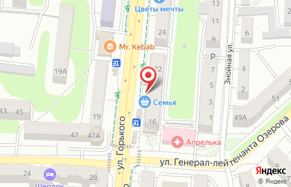 Универсам Семья на улице Горького, 16/22 на карте