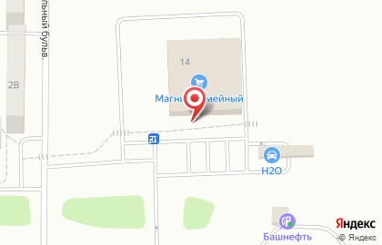 Гипермаркет Магнит Семейный на Школьном бульваре на карте