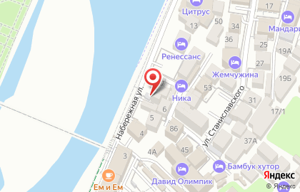 Юсон на Набережной улице на карте