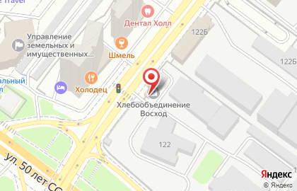 Продовольственный магазин Сластена на Комсомольской улице на карте