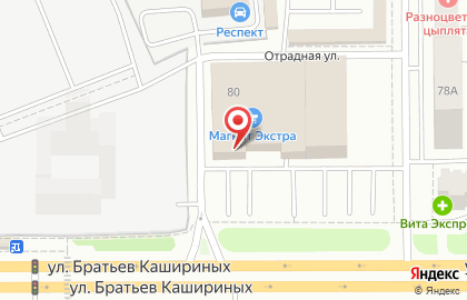 Гипермаркет Магнит Семейный на улице Братьев Кашириных на карте